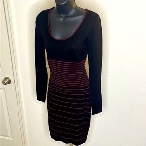 Max Studio XS Long sleeved Bodycon Black & Pink Striped Dress Mint Condition